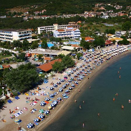 Aggelos Family Hotel Moraḯtika Luaran gambar