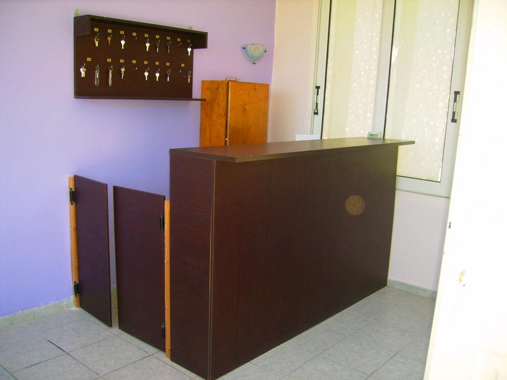 Aggelos Family Hotel Moraḯtika Luaran gambar