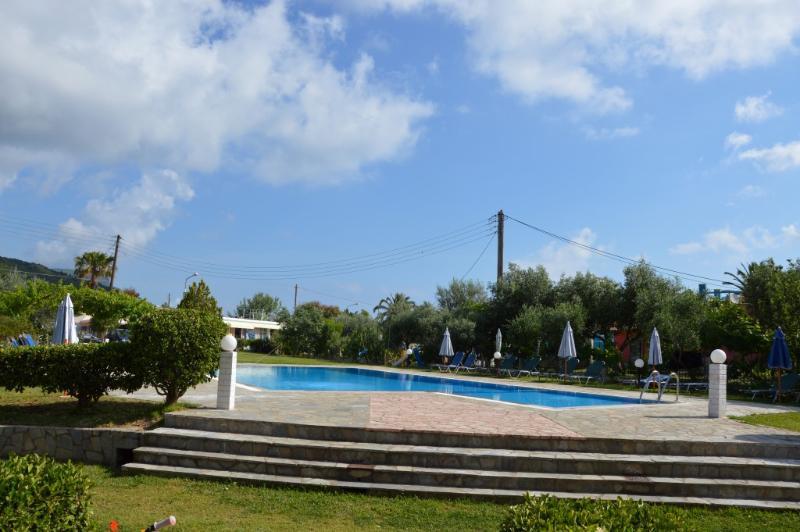Aggelos Family Hotel Moraḯtika Luaran gambar